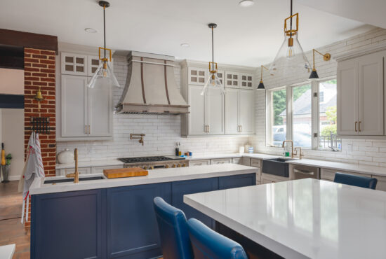 Kitchen Cabinet Refacing vs. Replacement